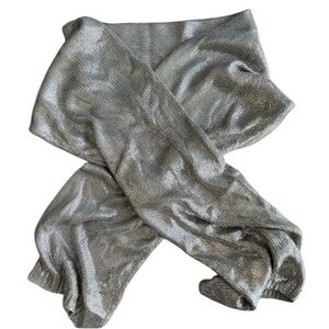 Club Monaco Metallic Knit Winter Scarf in Silver Lamé